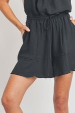 Load image into Gallery viewer, DRAWSTRING WAIST POCKET SHORT
