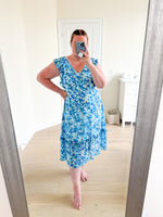 Load image into Gallery viewer, FLUTTER SLEEVE FLORAL MIDI
